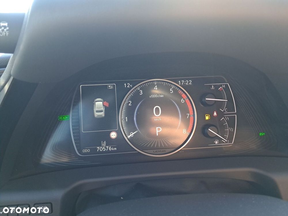 Lexus ES 300h Business Edition - 23