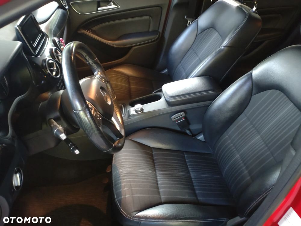 Mercedes-Benz Klasa B 180 CDI (BlueEFFICIENCY) - 4