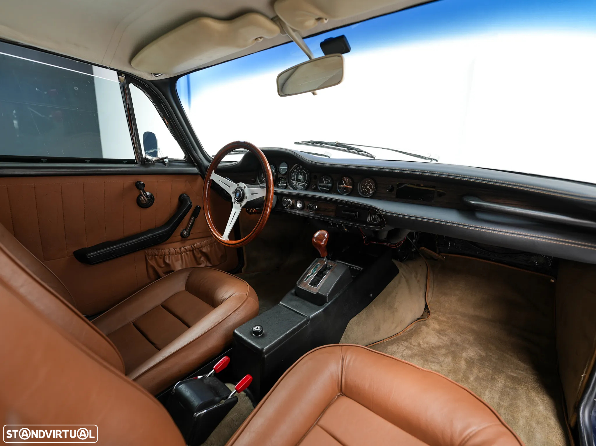 Volvo P1800 - 11