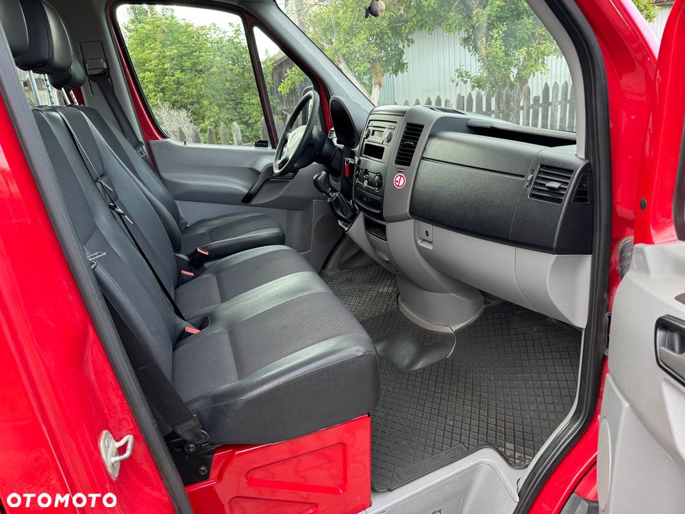 Mercedes-Benz Sprinter - 9