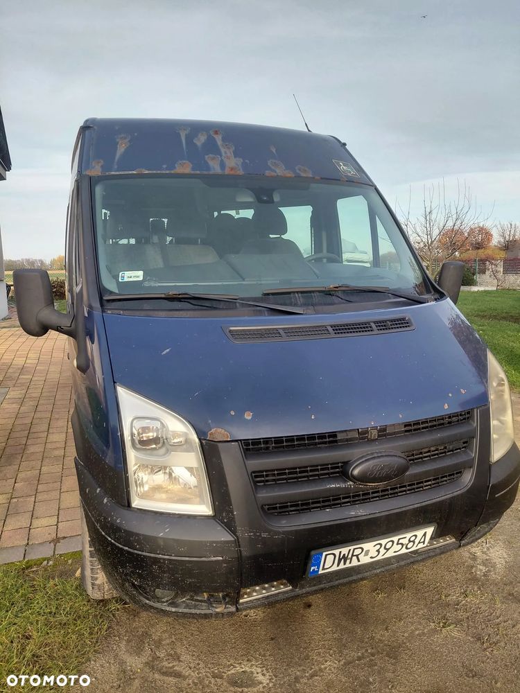 Ford Transit - 12