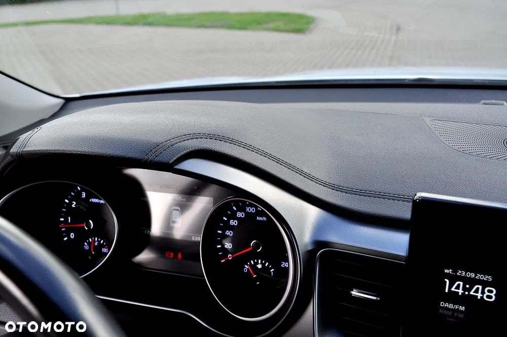 Kia Ceed 1.5 T-GDI Business Line Plus - 19