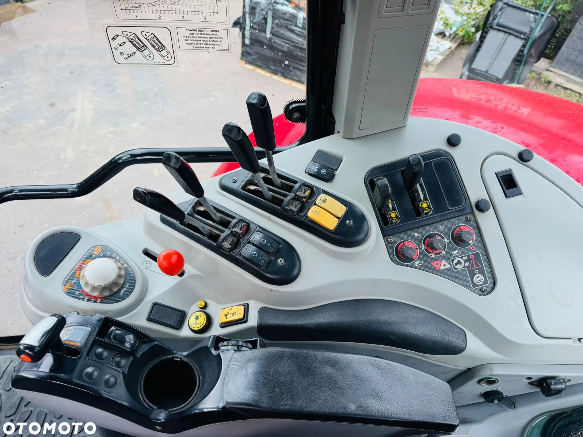 Massey Ferguson 6490 Dyna 6 - 12