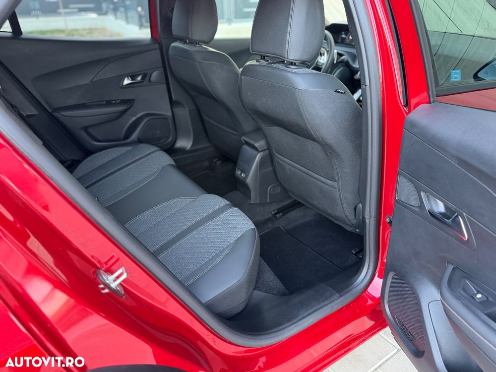 Peugeot 2008 Hybrid 145 e-DSC Allure - 24