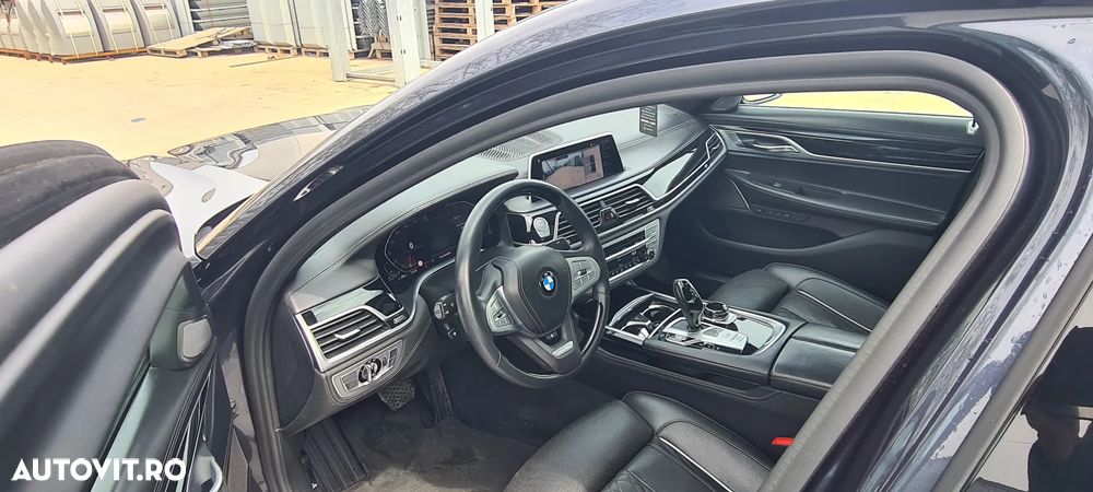 BMW Seria 7 730d xDrive - 10