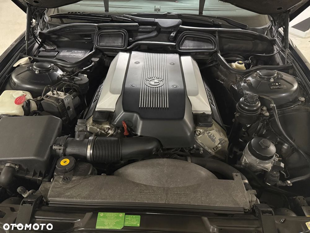BMW Seria 7 - 23