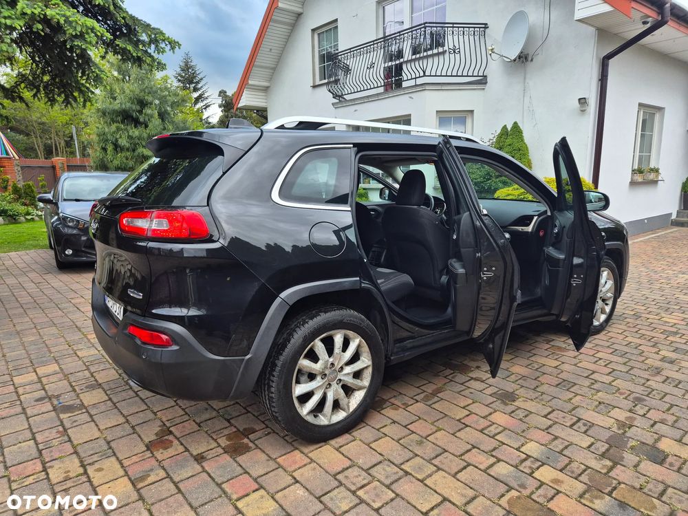 Jeep Cherokee 2.0 MJD 4x2 Longitude EU6 - 34