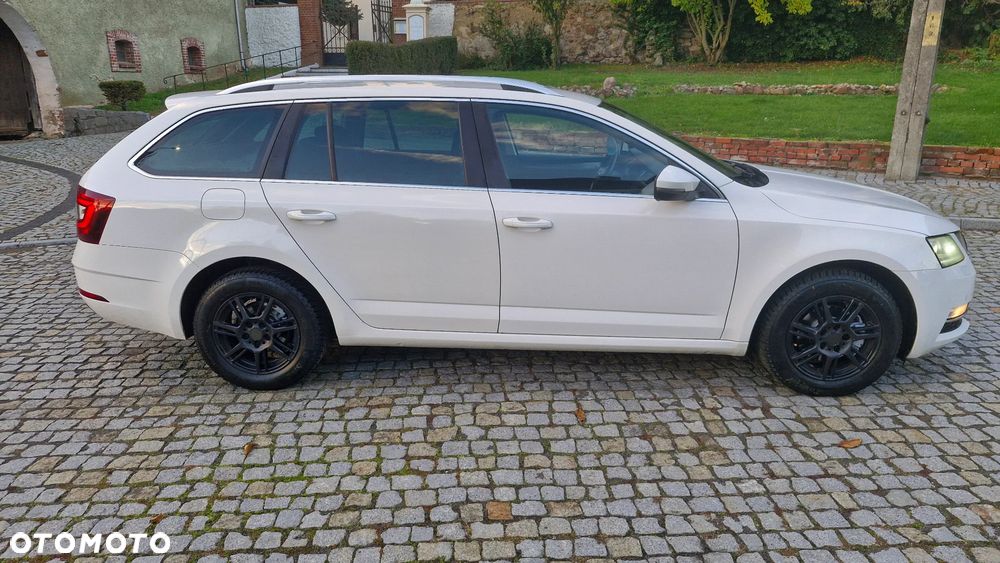 Skoda Octavia - 7