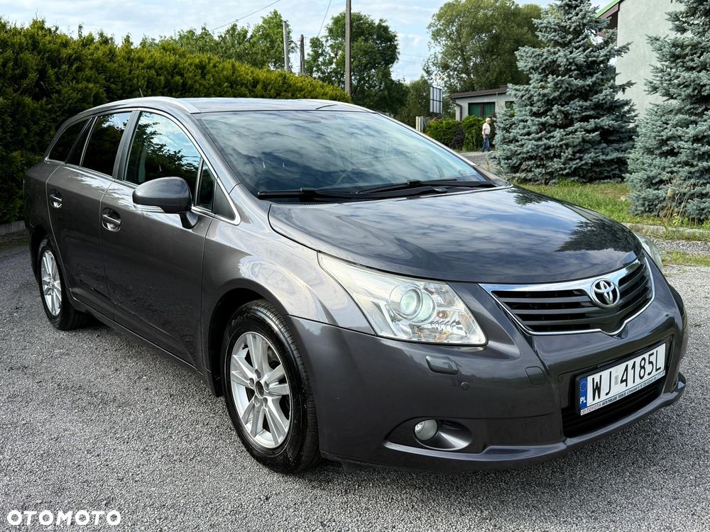 Toyota Avensis 2.0 D-4D Premium - 12