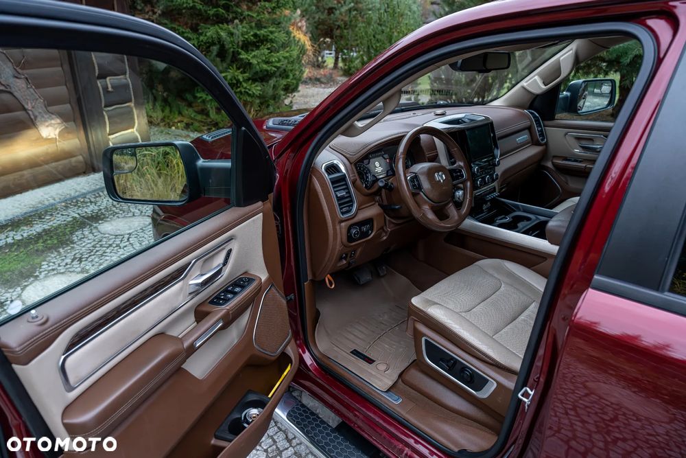 RAM 1500 5.7 Crew Cab Laramie - 21