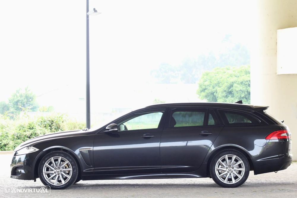 Jaguar XF Sportbrake 2.2 D R-Sport - 9