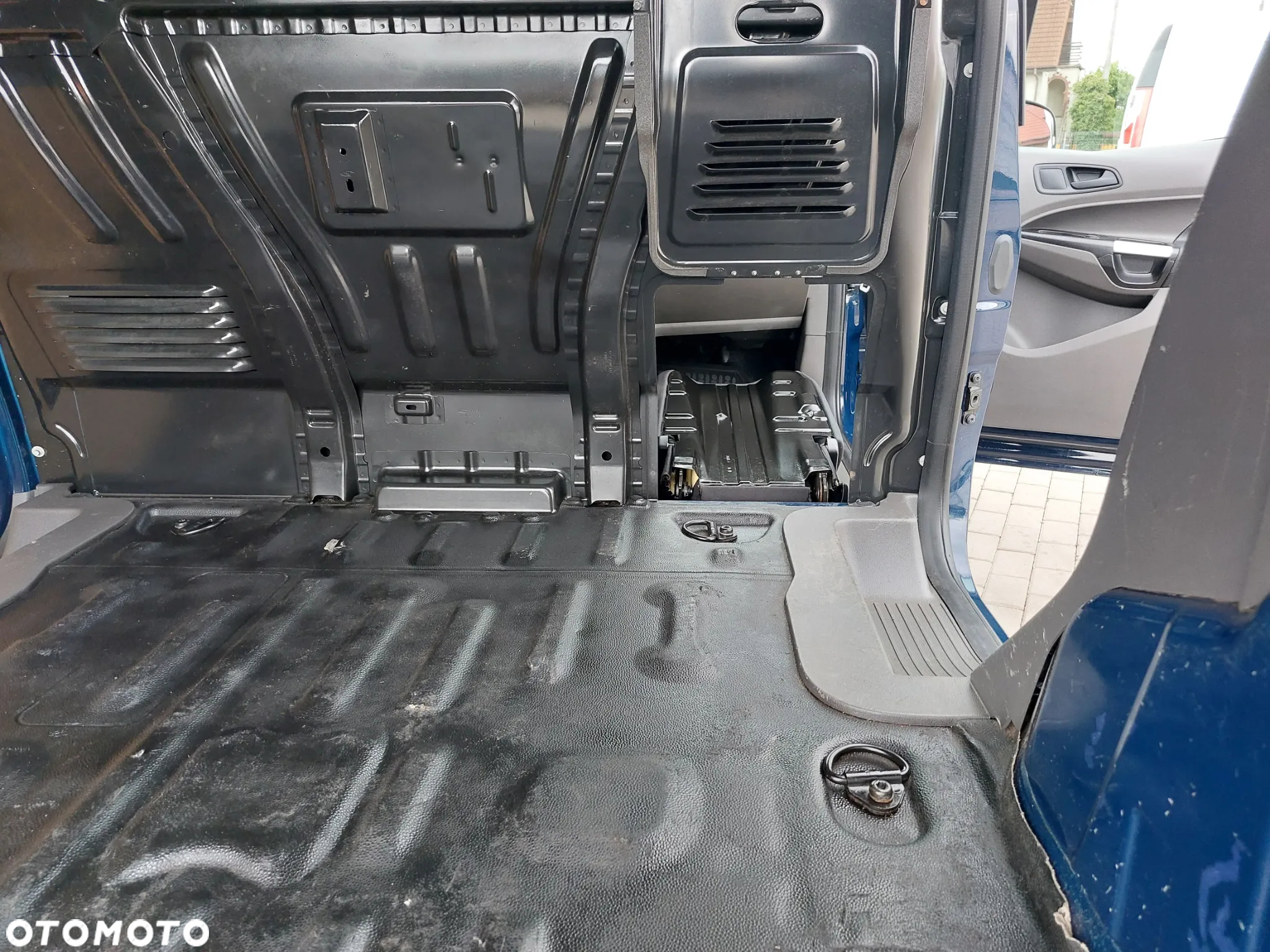 Ford Transit Connect 220 L1 Trend - 24