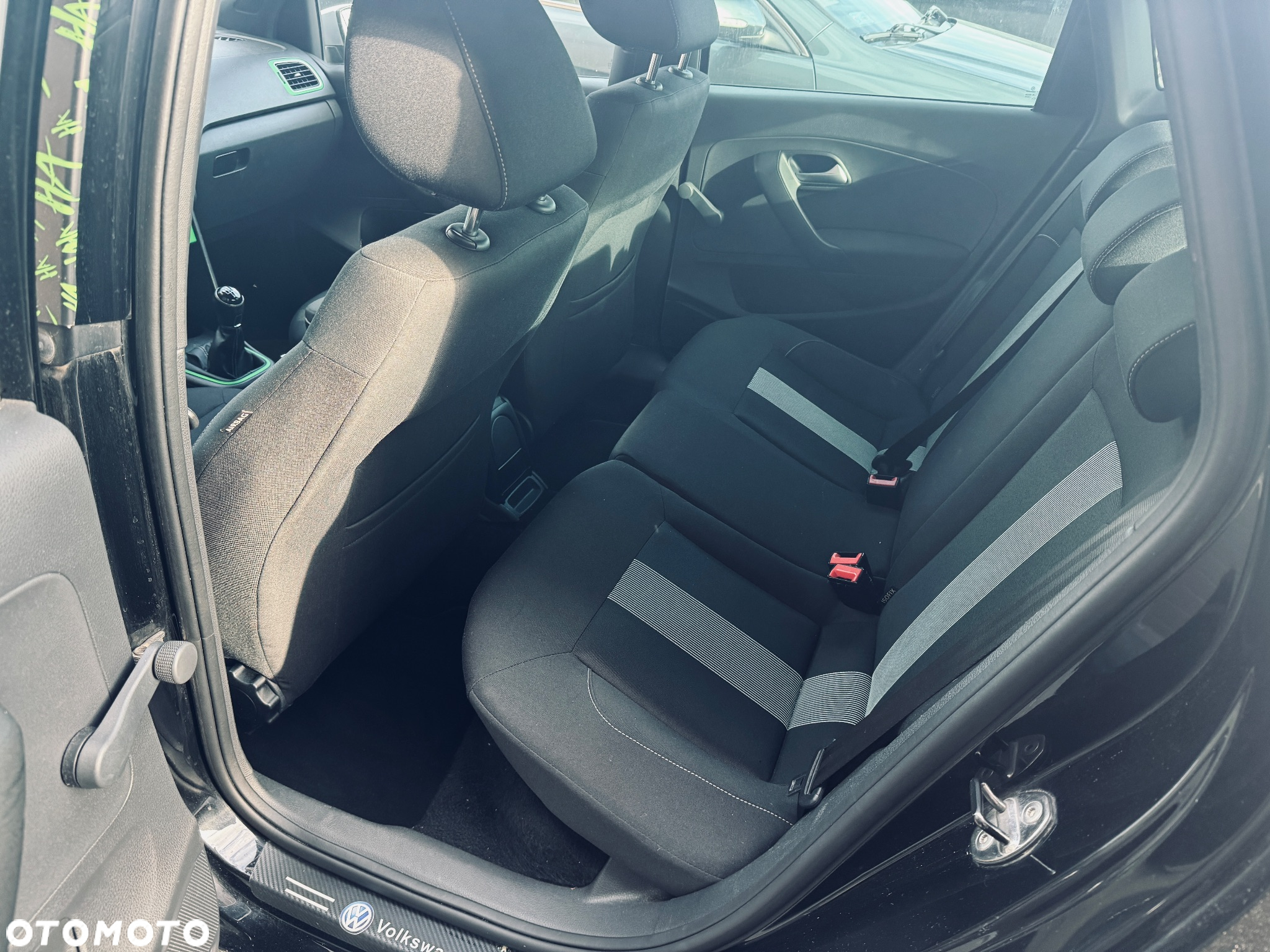 Volkswagen Polo 1.2 TSI MATCH - 11