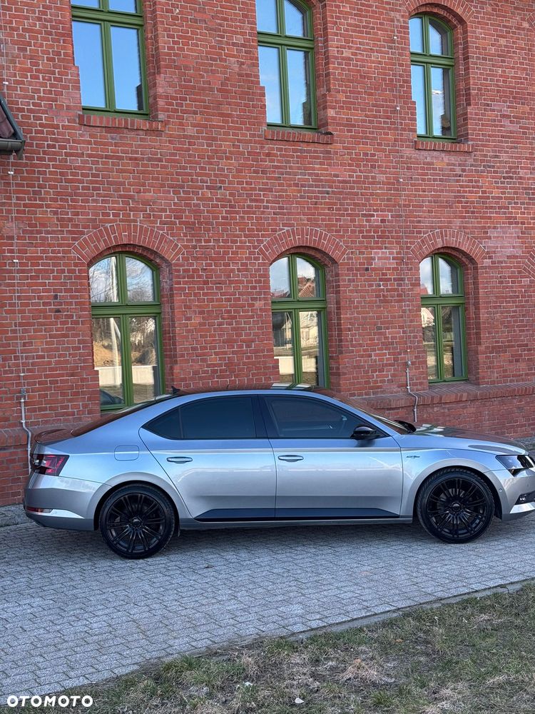 Skoda Superb 2.0 TDI L&K DSG - 3