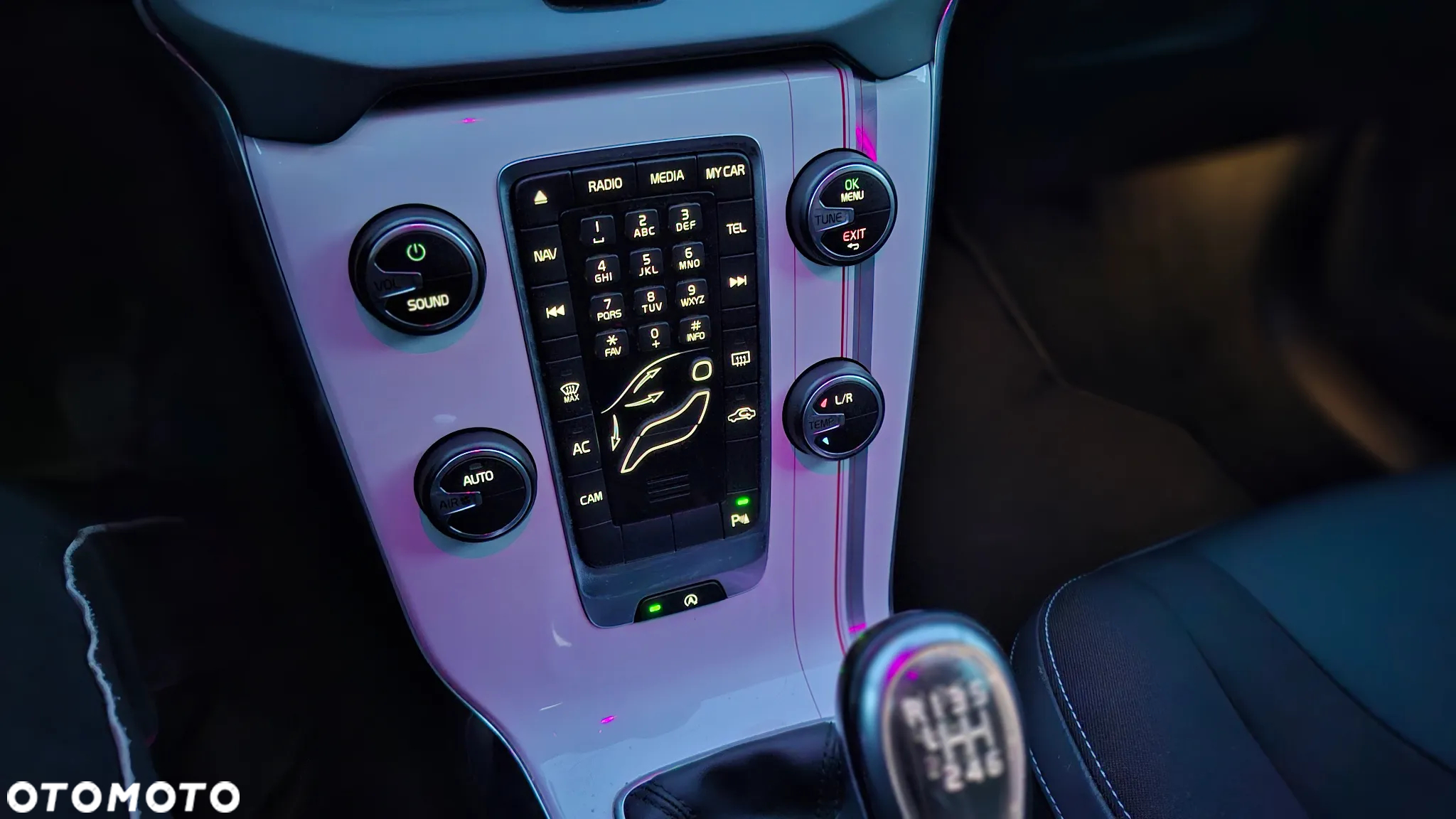 Volvo V40 D2 Summum - 7