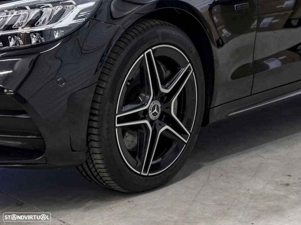 Mercedes-Benz C 300 de AMG Line - 9