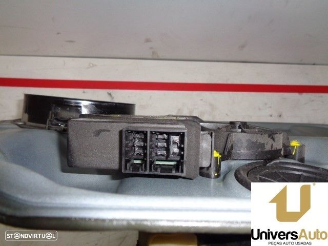 ELEVADOR DE VIDRO FRONTAL ESQUERDO VOLKSWAGEN POLO 2006 -6Y2959802 - 2