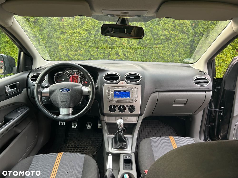 Ford Focus 1.6 FX Gold - 20