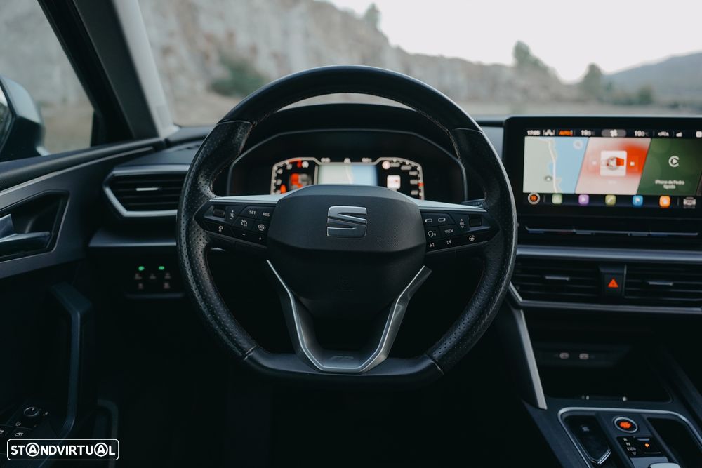 SEAT Leon ST 2.0 TDI DSG FR Black Edition - 27
