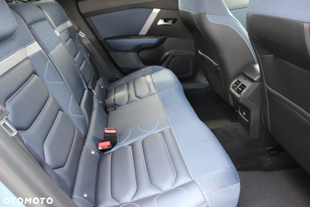 Citroën C4 1.2 PureTech Shine S&S - 25