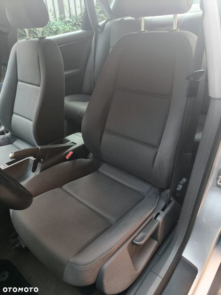 Audi A4 Limousine - 20