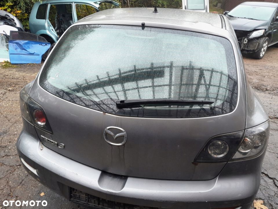 Mazda 3 BK 03-09 Klapa tylna szyba tylna w 29Y