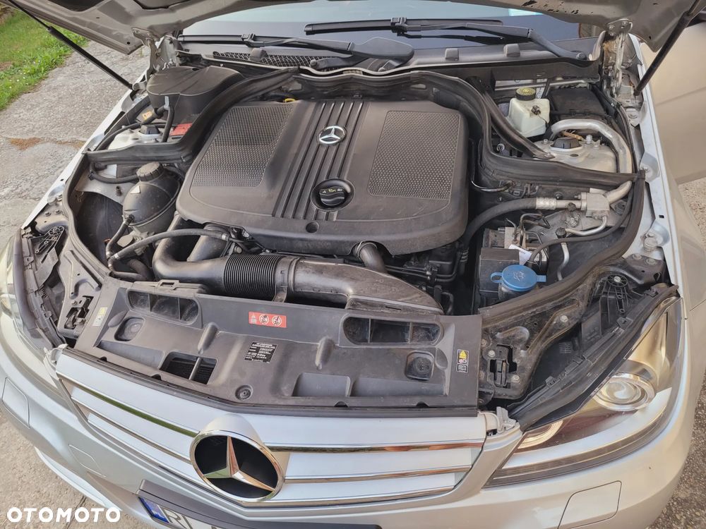 Mercedes-Benz Klasa C 220 CDI 7G-TRONIC Edition - 27