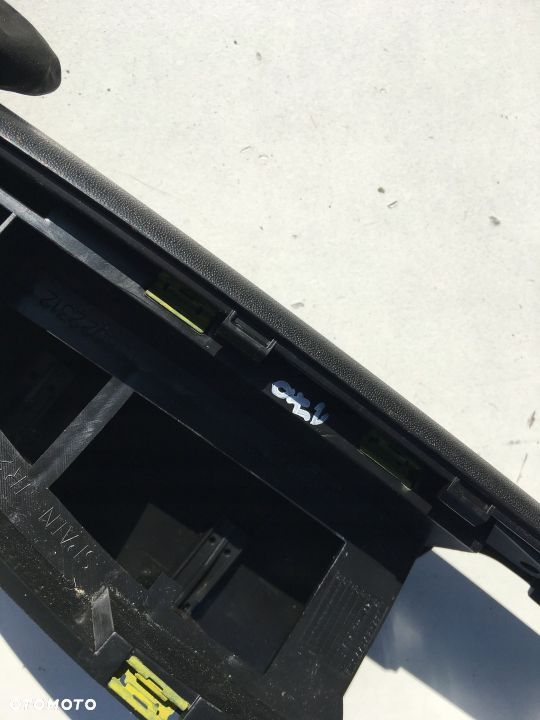 UCHWYT DRZWI LEWY PRZÓD SEAT TOLEDO III 5P1867179 - 4