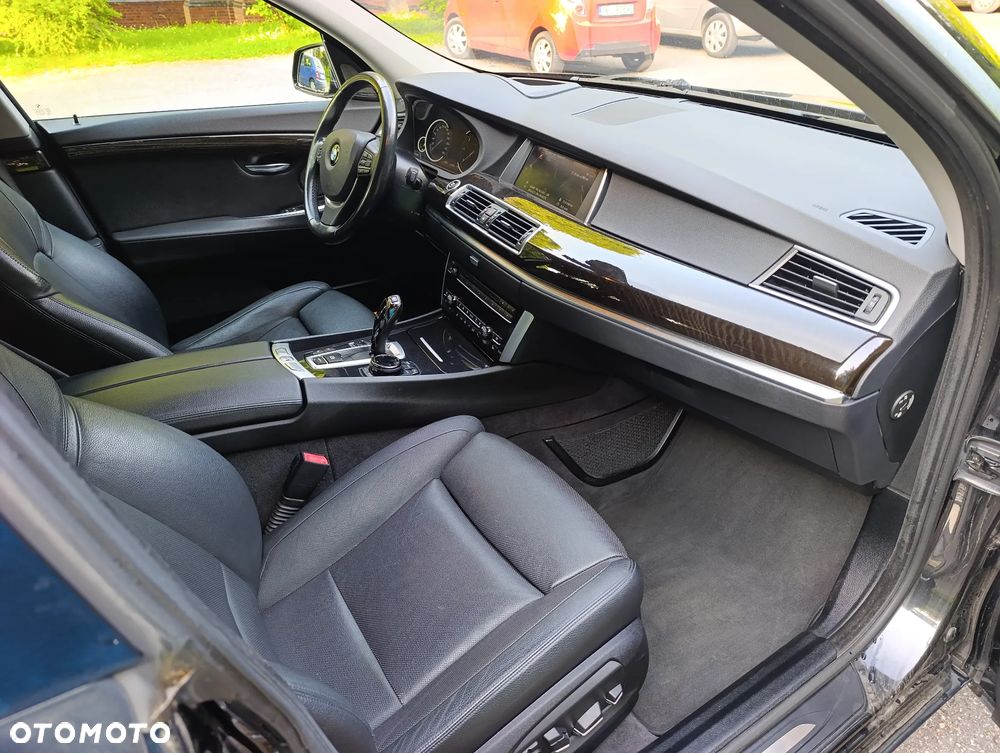 BMW 5GT 535d xDrive Tursimo Modern Line - 16