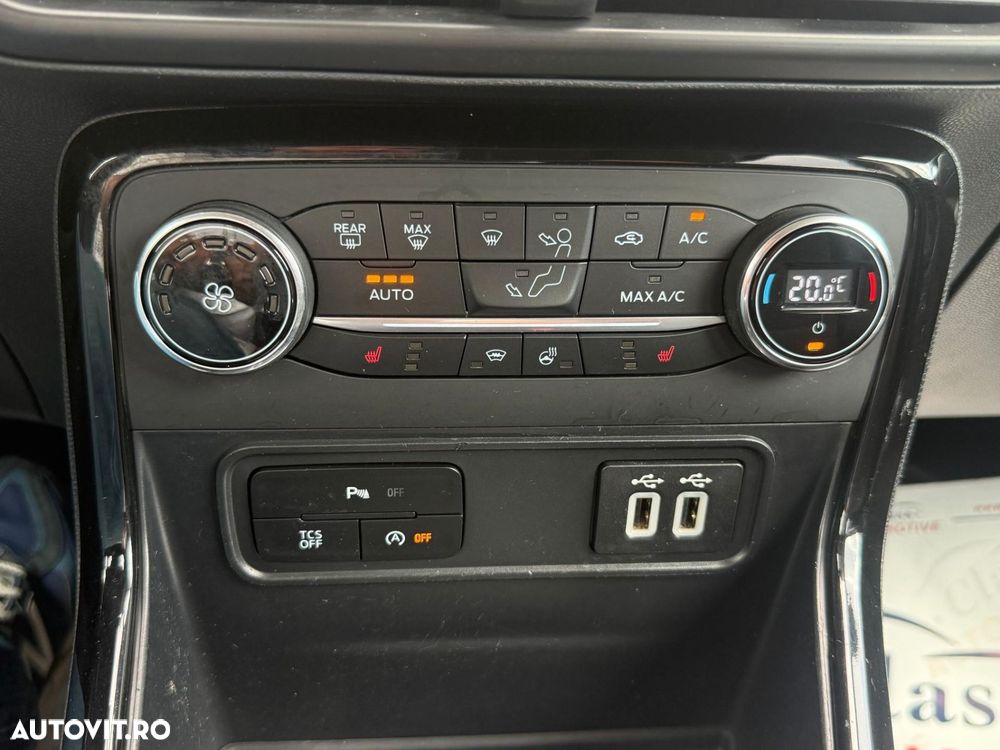 Ford EcoSport - 26