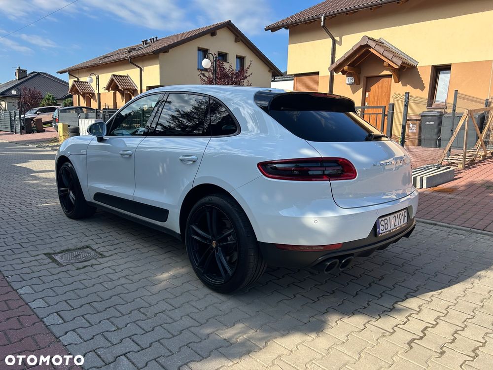Porsche Macan - 3