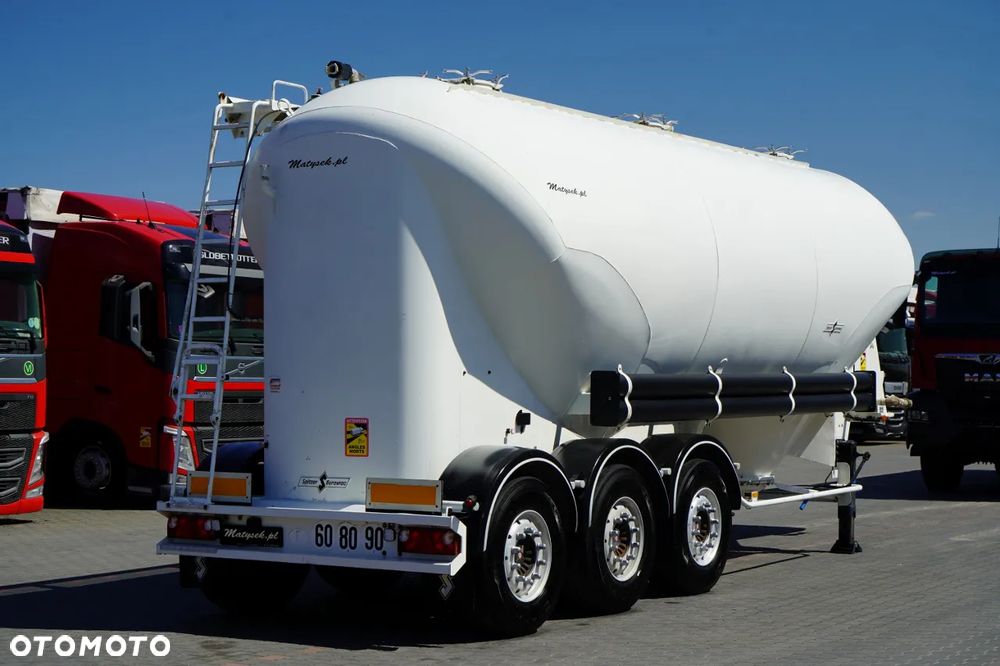 Spitzer CEMENTONACZEPA / 37 000 L / SILOS / 3 KOMORY / OSIE SAF / ALUFELGI - 7