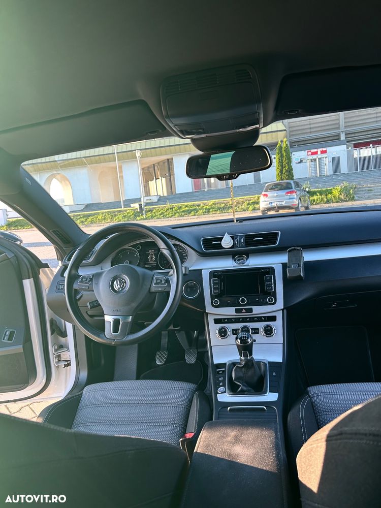 Volkswagen Passat CC 2.0 TDI BMT - 38