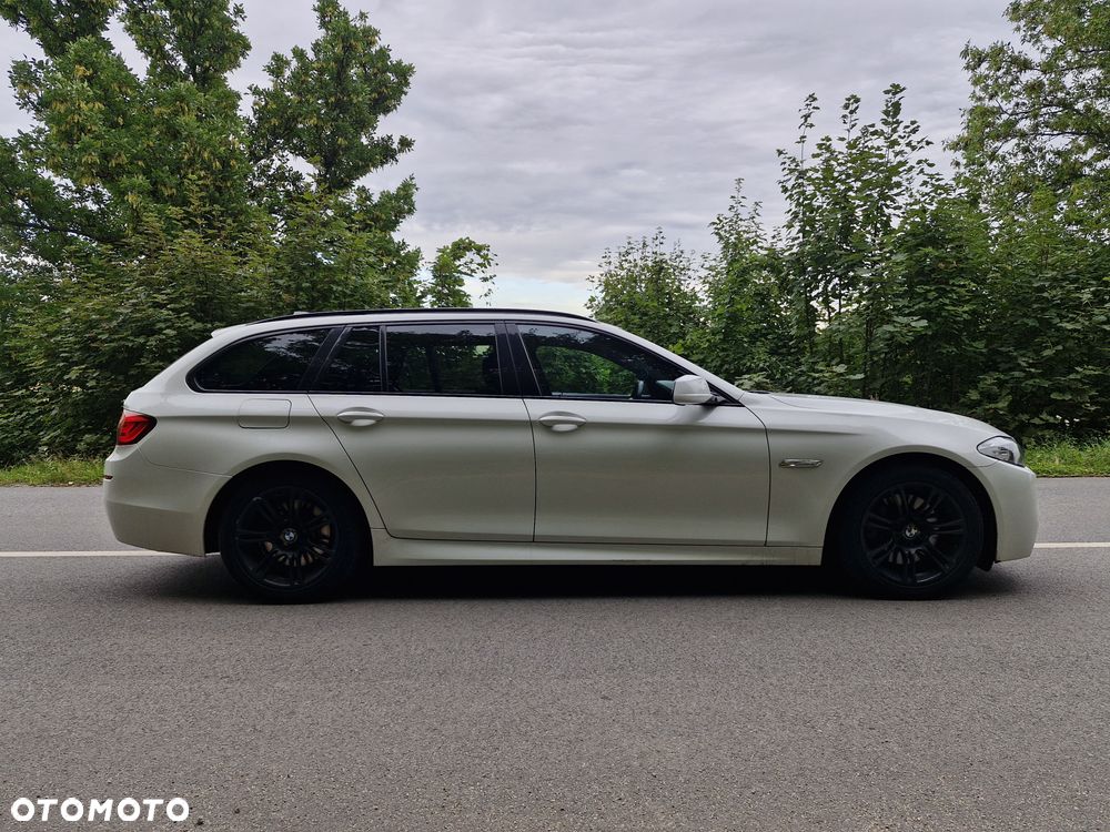 BMW Seria 5 525d - 4