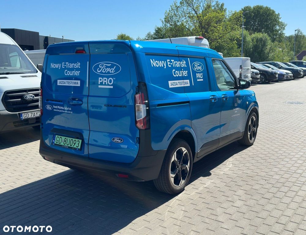 Ford transit-courier silnik elektryczny 136KM Van Limited - 3