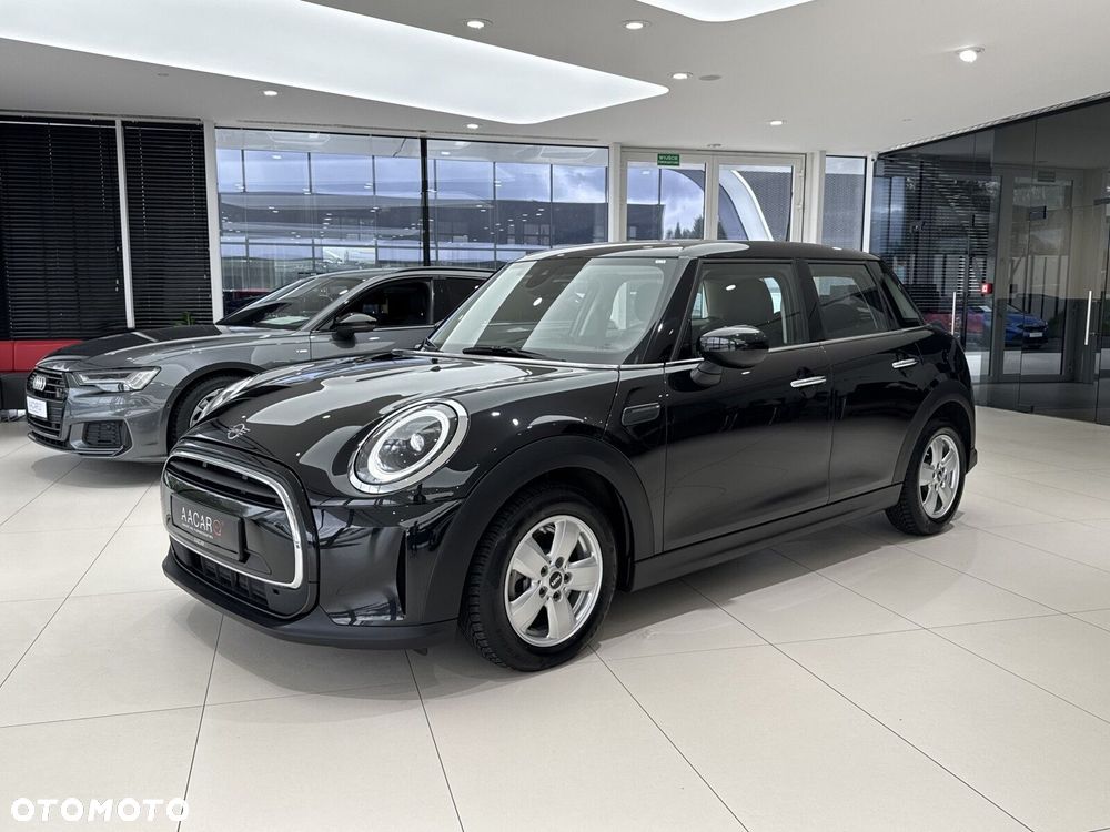 MINI Cooper Standard - 2