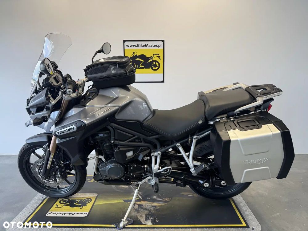 Triumph Tiger - 2