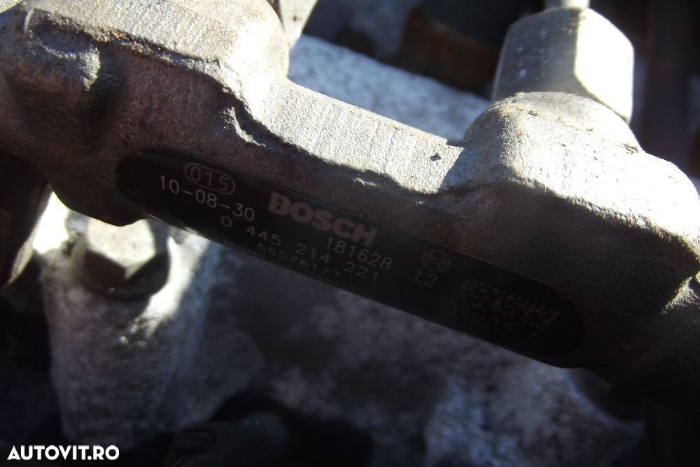 Rampa injectoare Opel insignia 2.ocdti Astra J 2.0 dezmembrez Insignia - 1