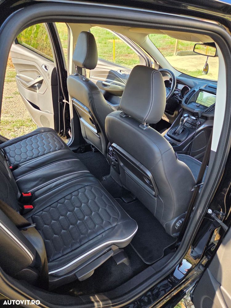 Ford Kuga 2.0 TDCi 4WD Powershift Vignale - 15