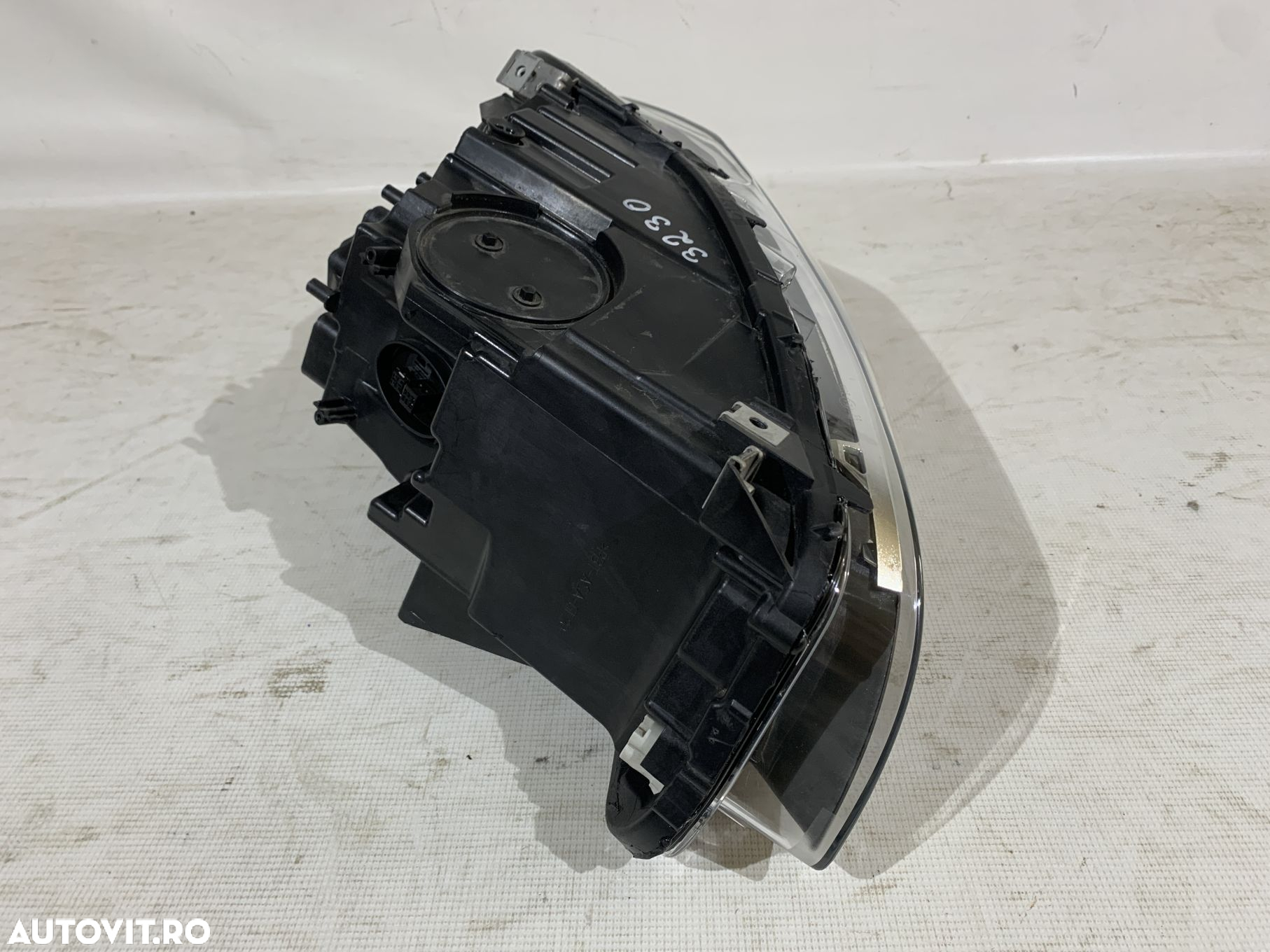 Far stanga BMW seria 5, F10, F11, LCI,Facelift, bi-xenon, fara adaptiv, 2013, 2014, 2015, 2016, cod origine OE 7343911 - 8