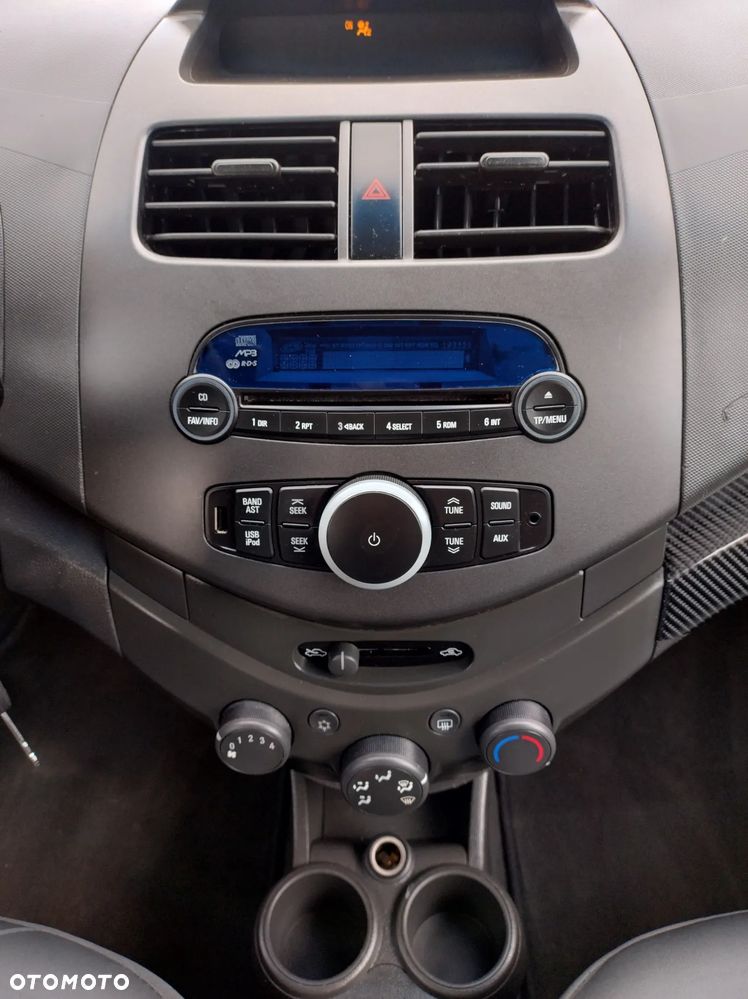 Chevrolet Spark 1.2 LT - 26