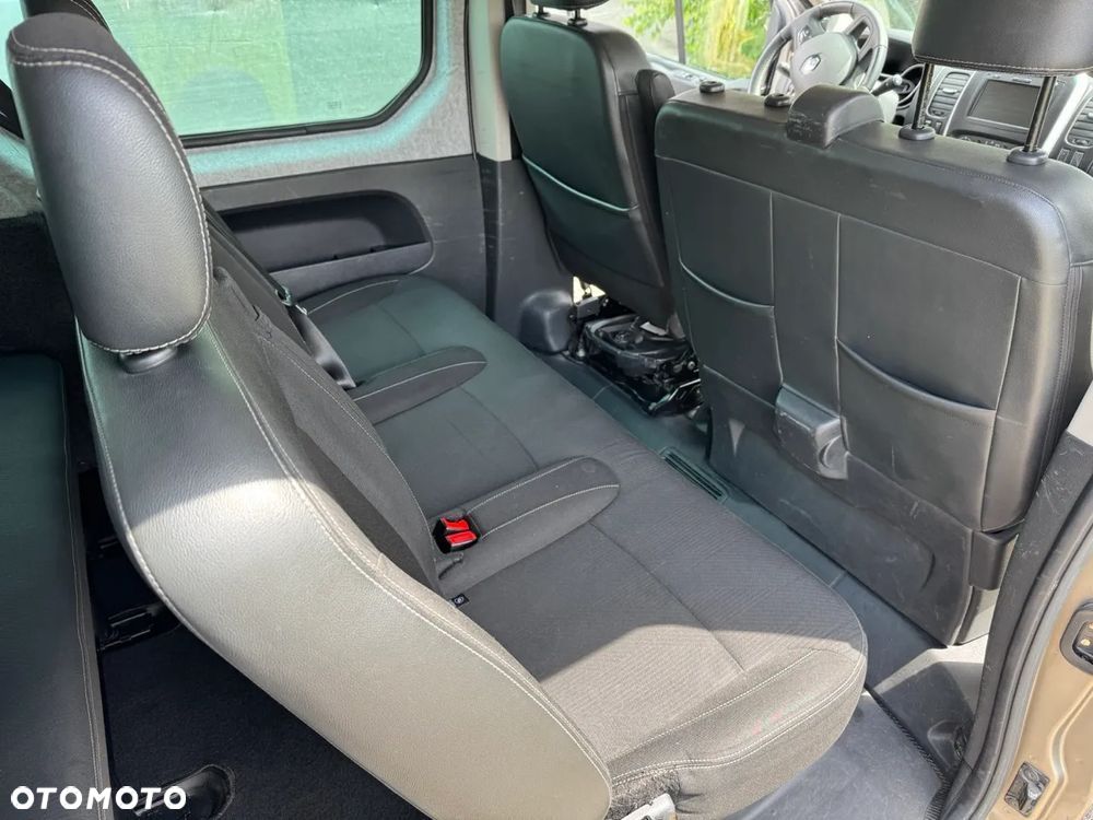 Renault Trafic 2.0 dCi - 29