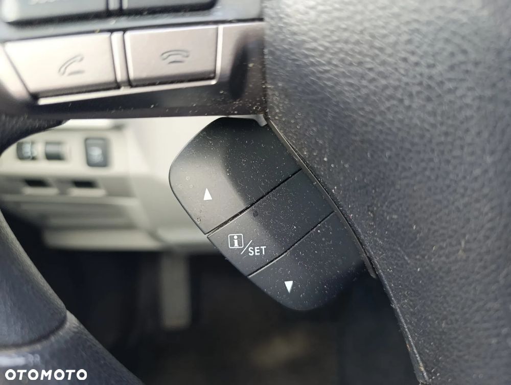 Subaru Forester 2.0i Comfort Lineartronic - 23