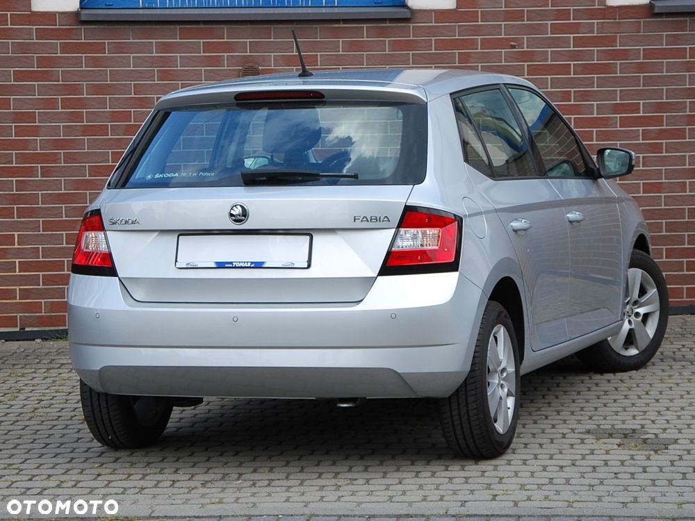 Skoda Fabia - 22