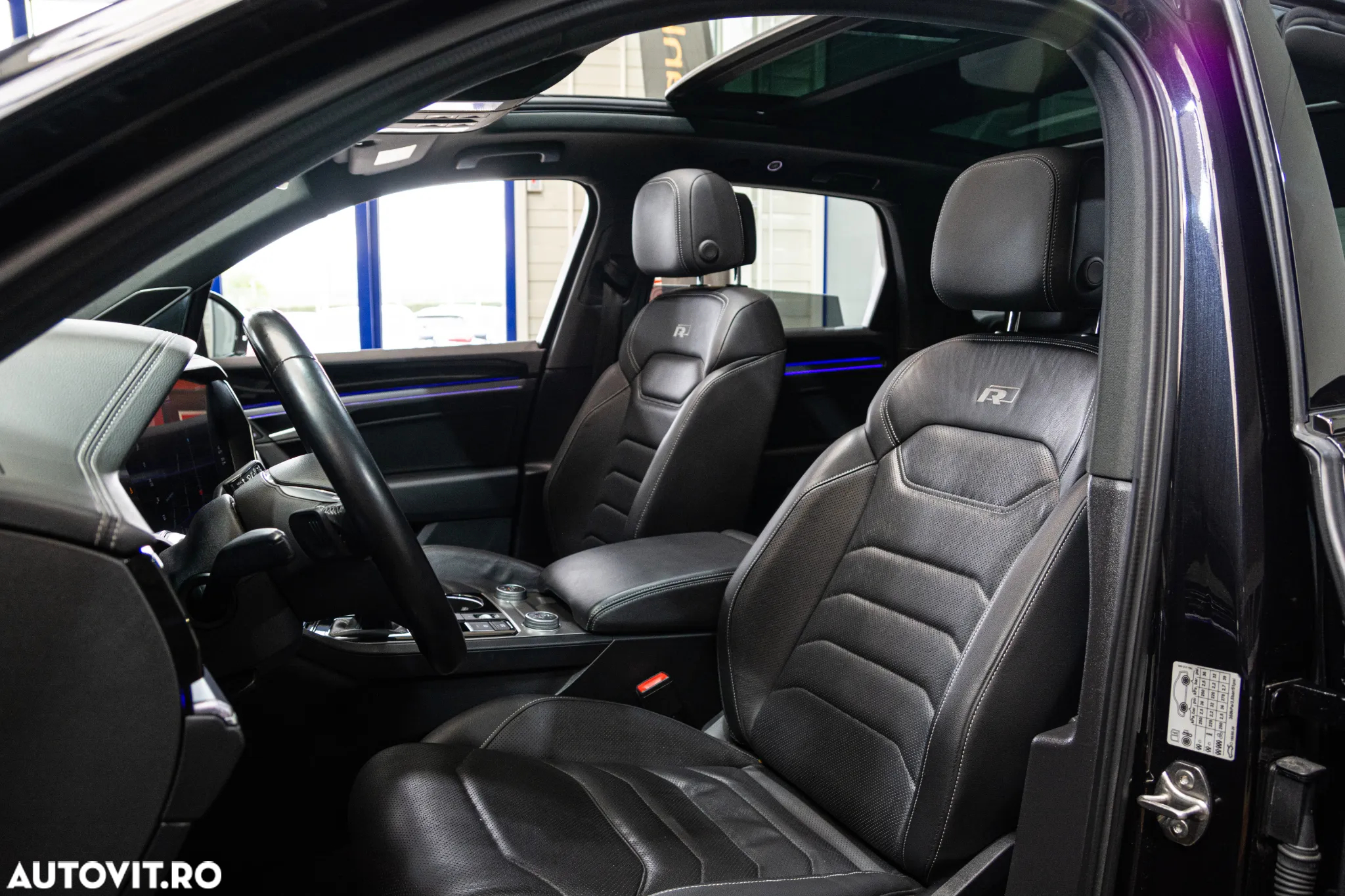 Volkswagen Touareg 3.0 V6 TDI SCR 4Motion Automatik R-Line - 6