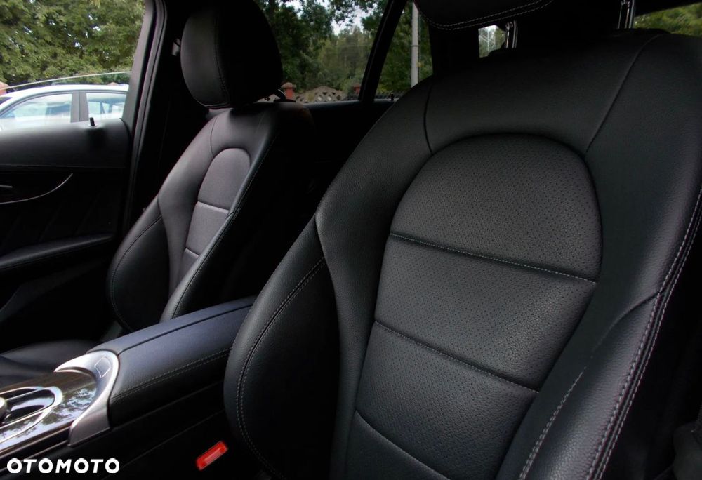 Mercedes-Benz Klasa C 250 7G-TRONIC - 4