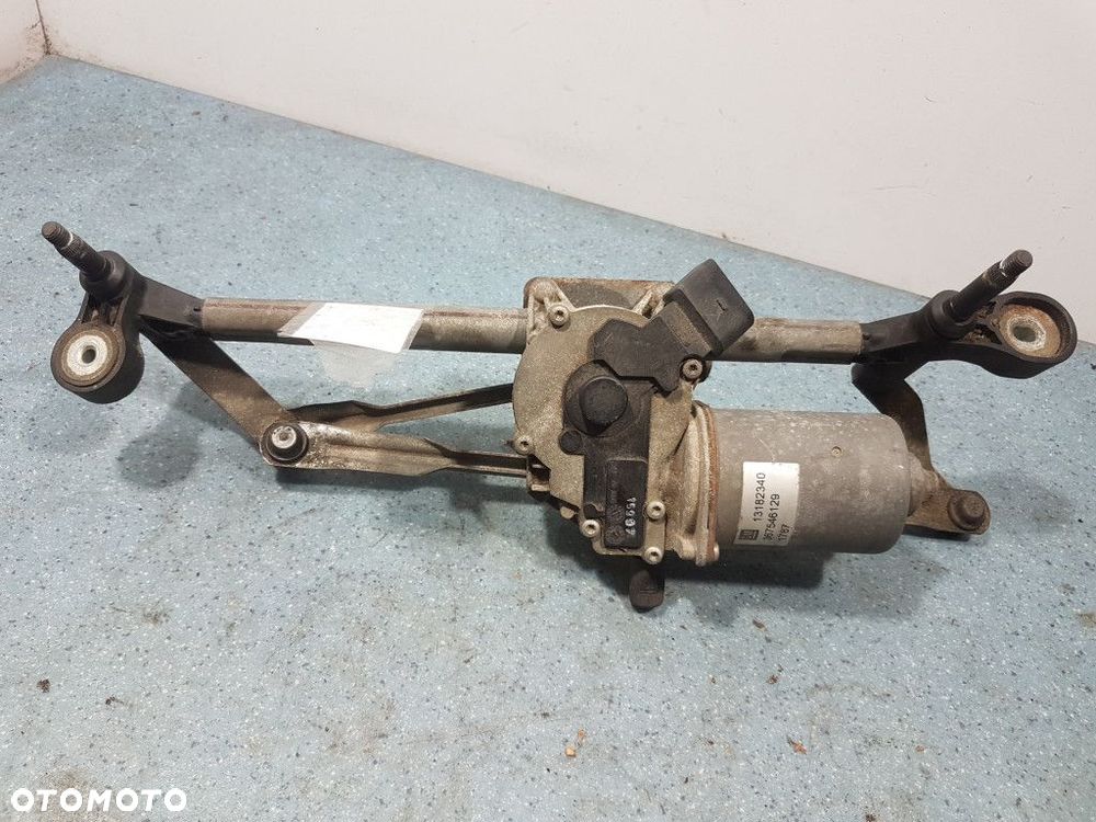 OPEL CORSA D MECHANIZM SILNICZEK WYCIERACZEK PRZÓD 13182340 - 1