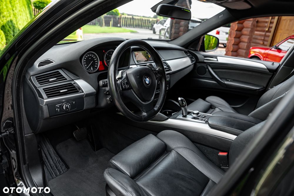 BMW X6 - 15