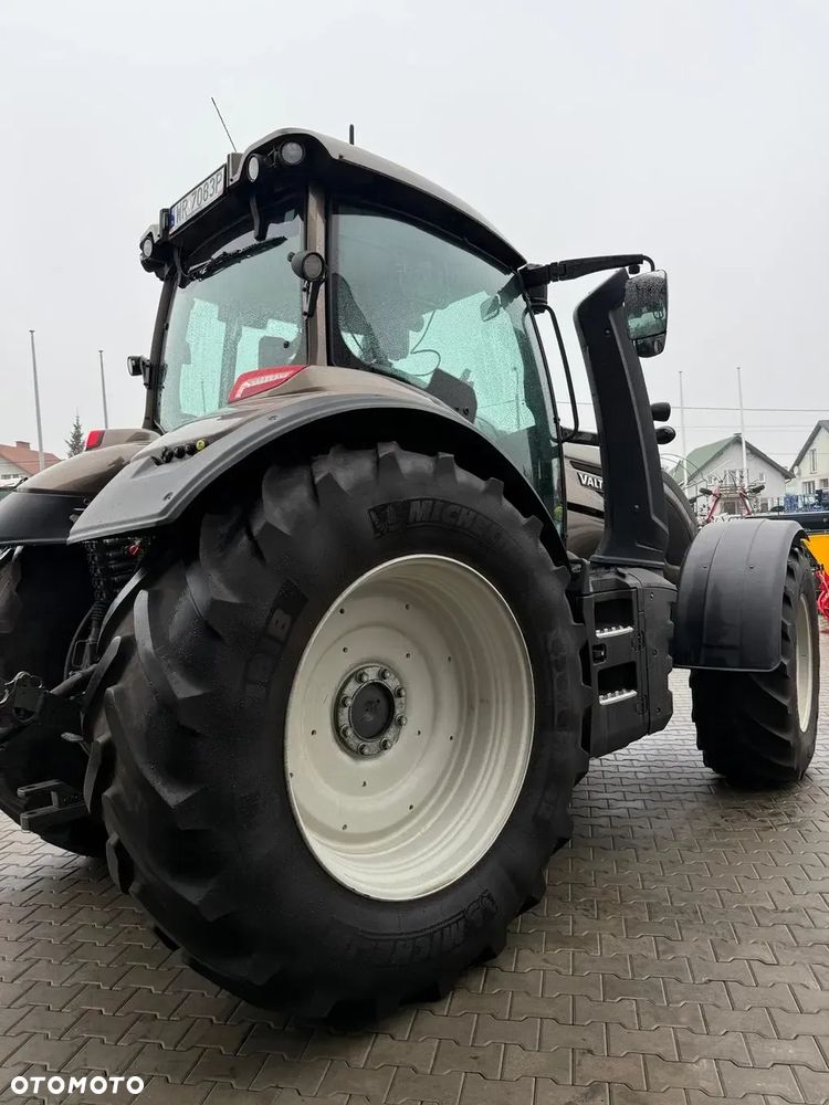 Valtra T 214 - 3