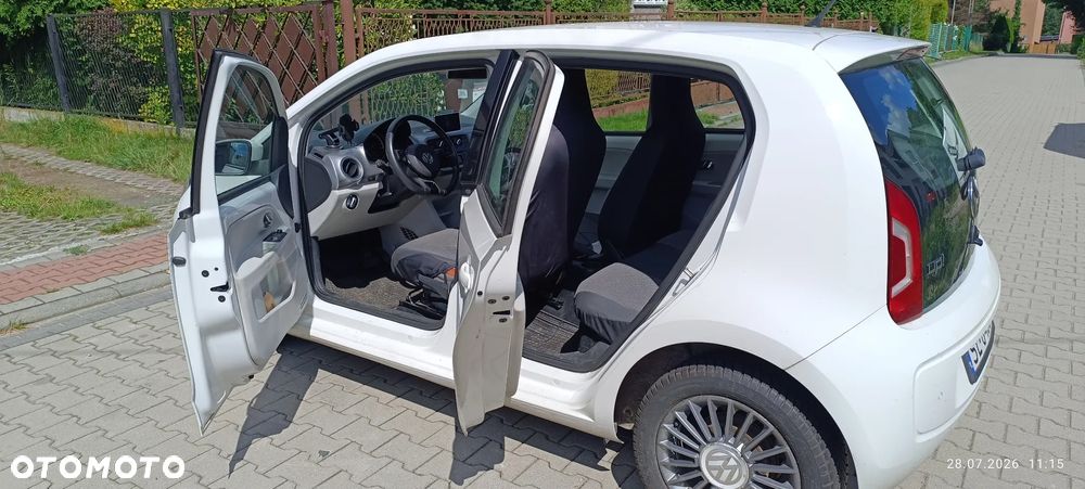 Volkswagen up! 1.0 high - 4